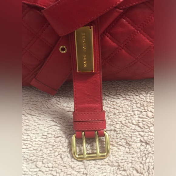 Authentic Marc Jacobs. Beautiful and Classy Red bag. - Picture 4 of 7